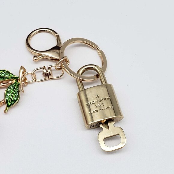 Authentic Louis Vuitton Lock & Key with unbranded Apple Bagcharm, Keycharm - Picture 3 of 7